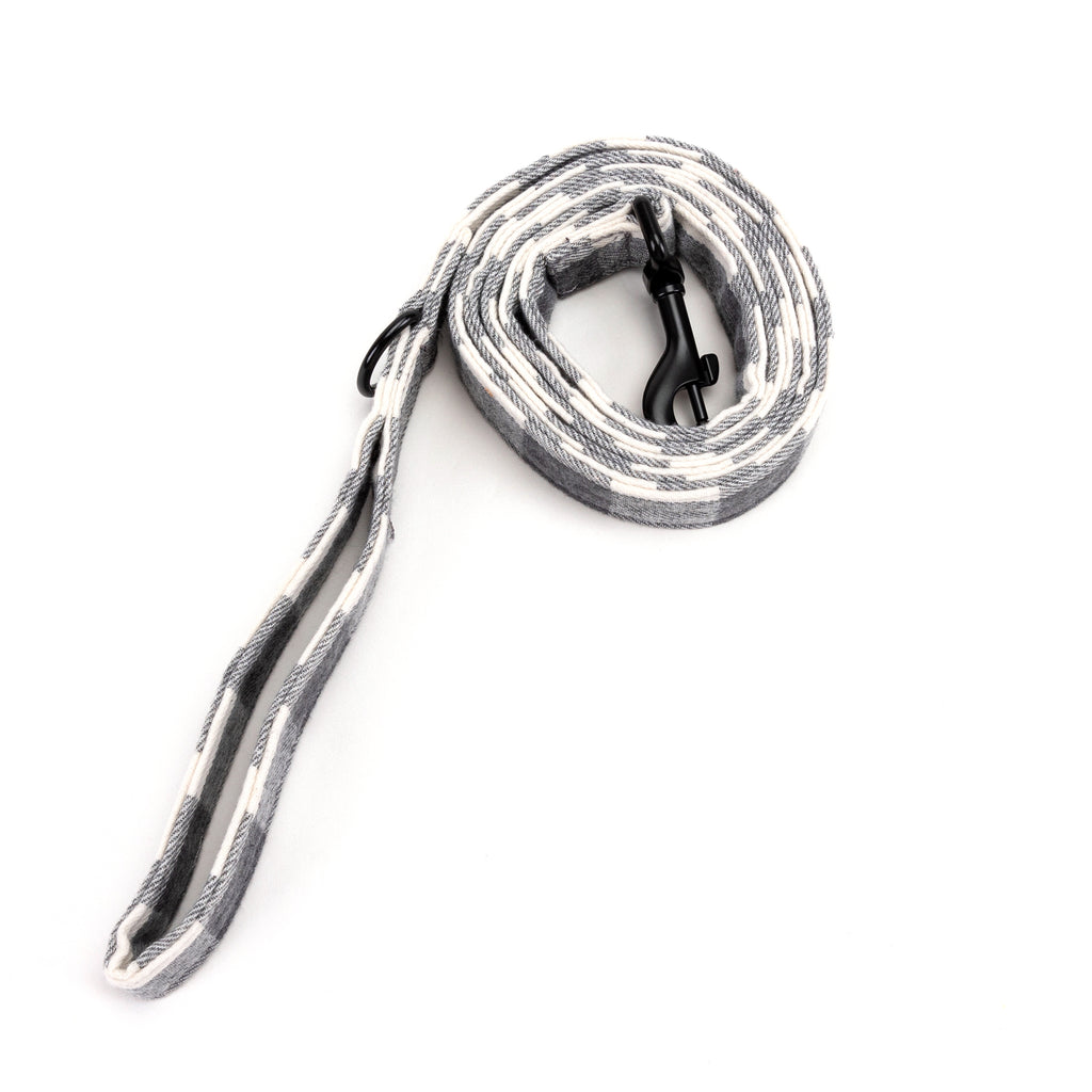 100% Cotton Adjustable Dog Leash Black Plaid Grey rolled