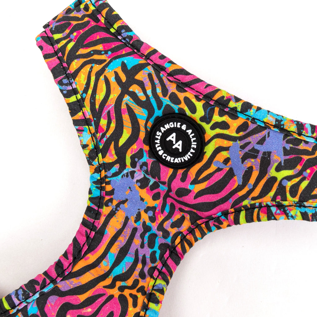 100% Cotton Adjustable No Pull Dog Harness Brass Colorful Wildlife detail