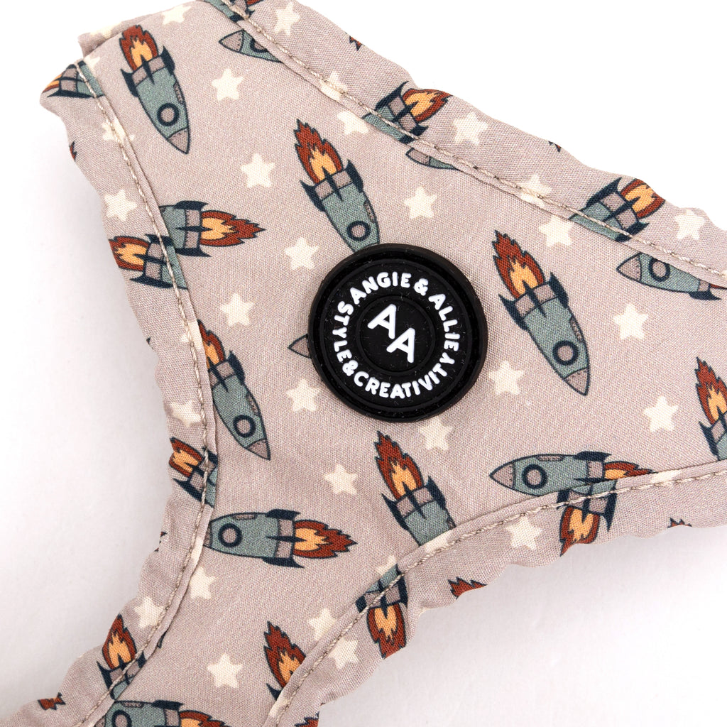 100% Cotton Adjustable No Pull Dog Harness Silver  Retro Rocket  detail