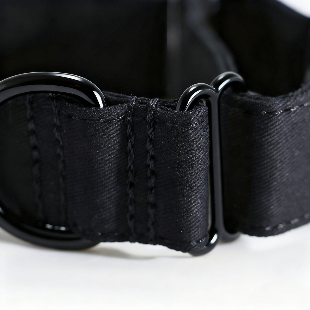 100% Cotton Martingale Dog Collar Black detail