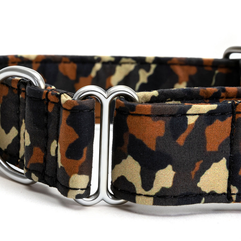 100% Cotton Martingale Dog Collar Silver Camo detail
