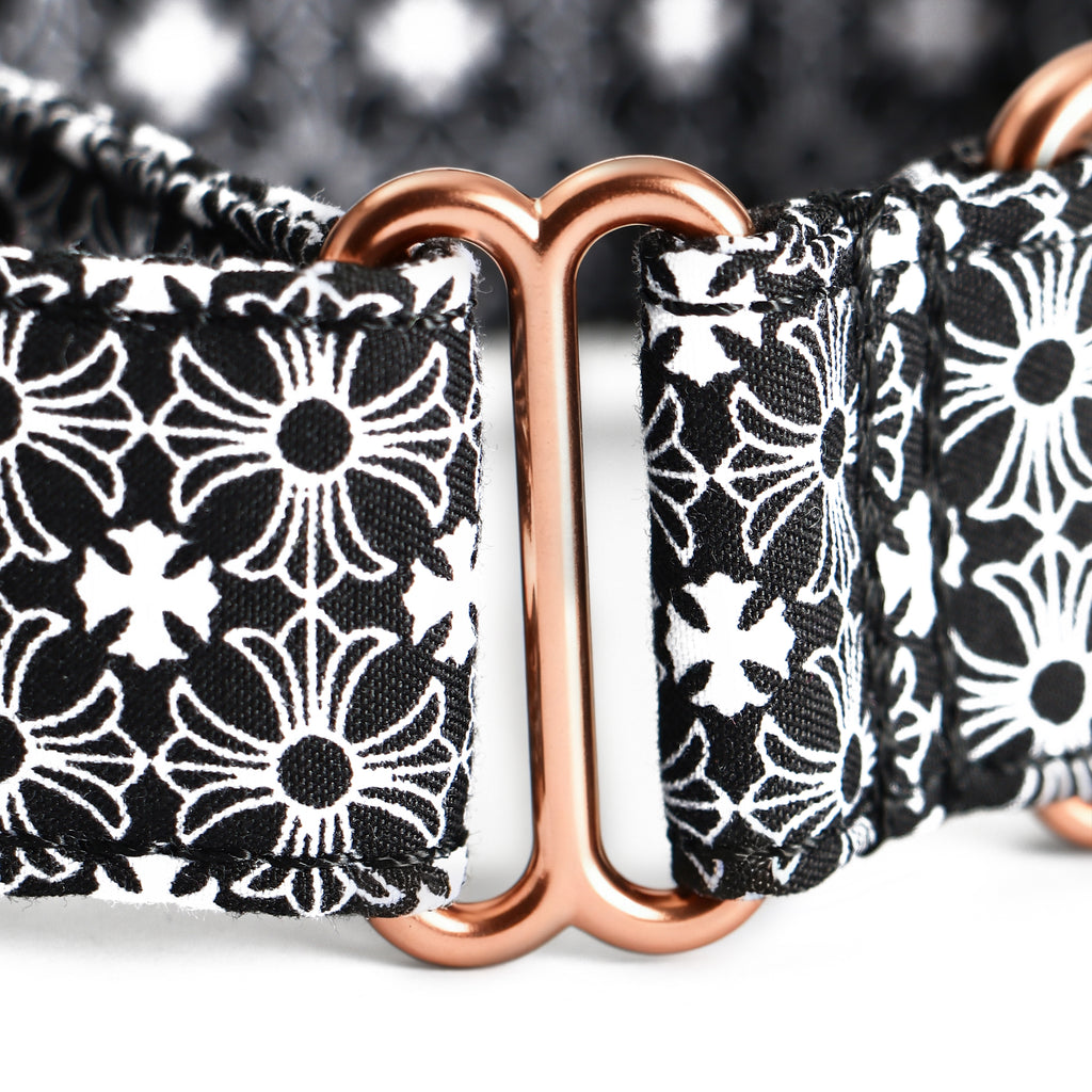 100% Cotton Martingale Dog Collar  Hearts Black detail