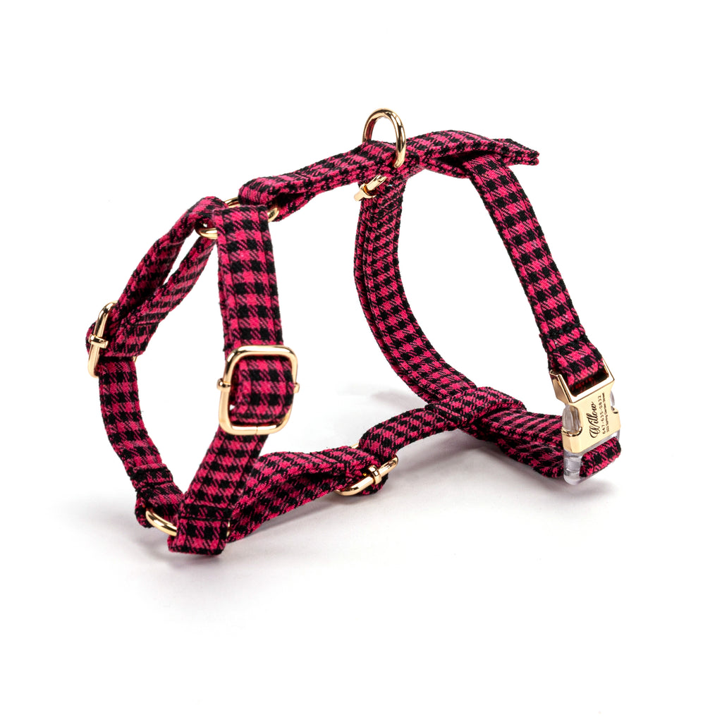 100% Cotton Adjustable No Pull Dog Harness   Shepherd Fuschia side