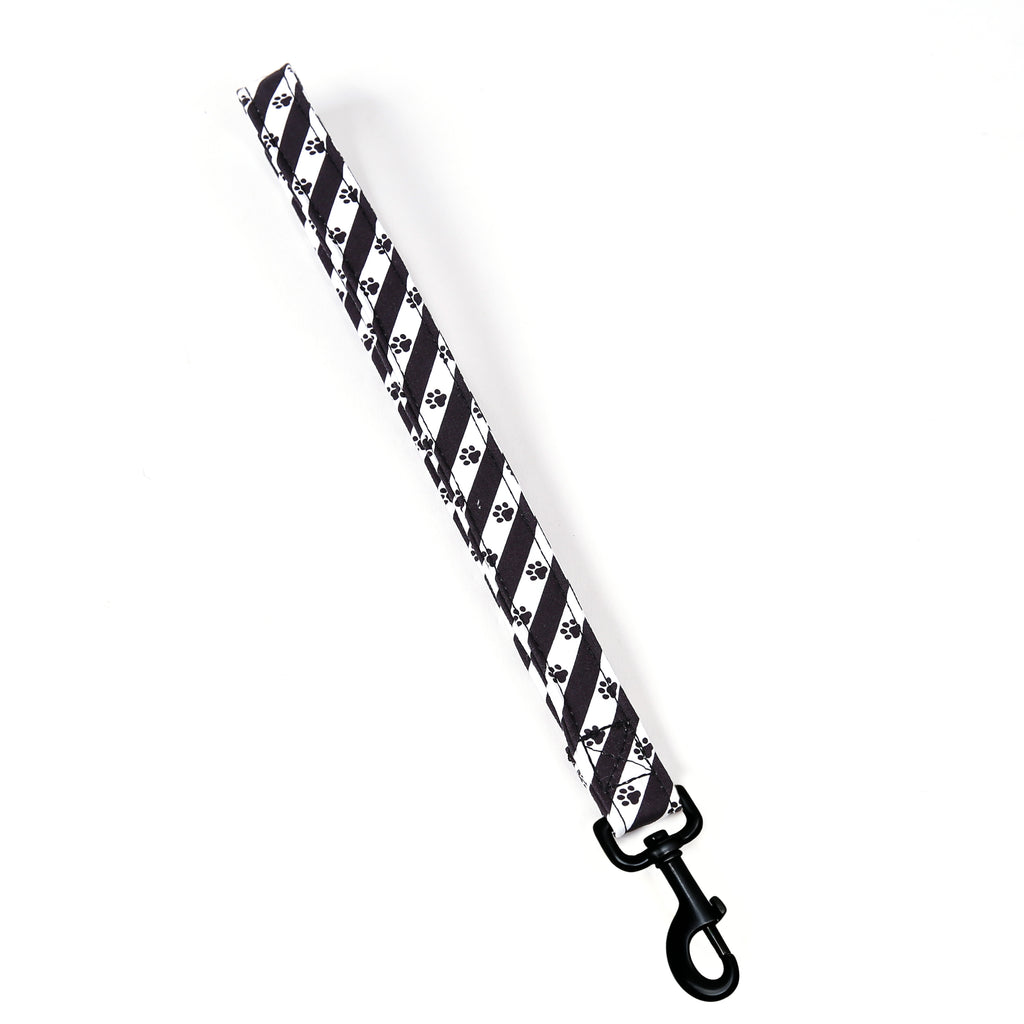 100% Cotton Adjustable Dog Lead Black Puppy Paws front