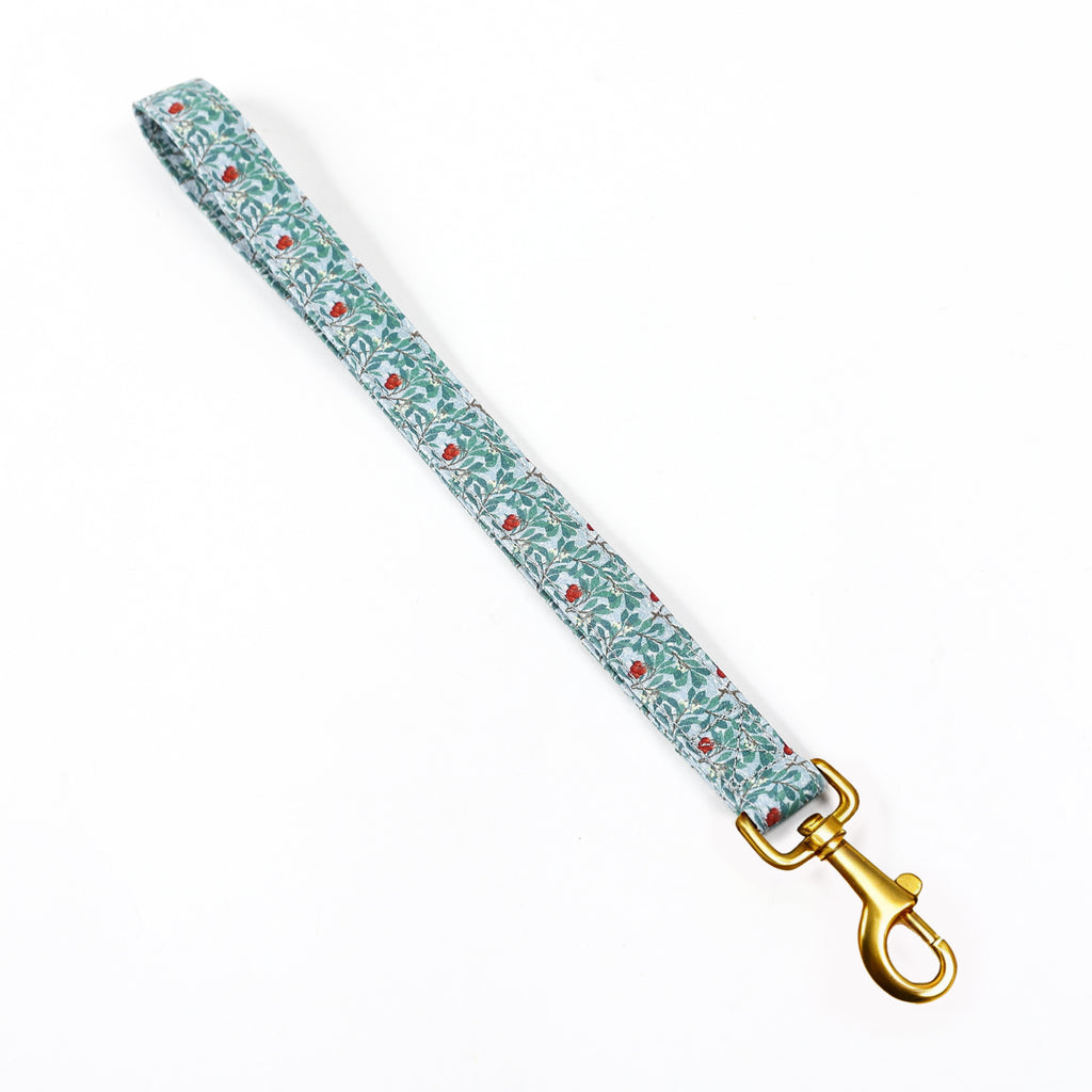 Traffic Leash 100% Cotton Hand Crafted Pet Traffic Lead  Arbutus front